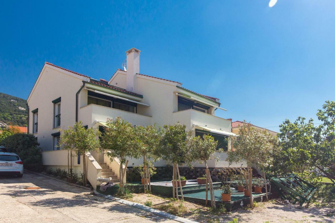 Apartments Ddd Baska  Exterior photo