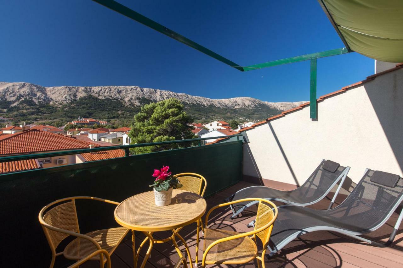 Apartments Ddd Baska  Exterior photo